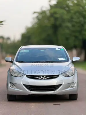 Hyundai Elantra 2013