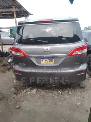 Nissan Quest 2018 Gray