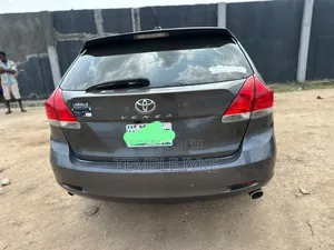 Toyota Venza 2010 Gray