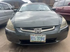 Honda Accord 2.0 Comfort 2005 Gray