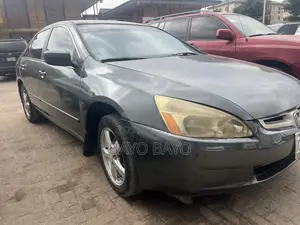 Honda Accord 2.0 Comfort 2005 Gray