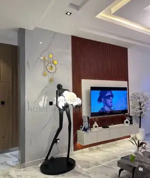 Luxury Humanoid Floor Lamp