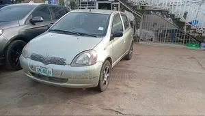 Toyota Yaris 2008 Green