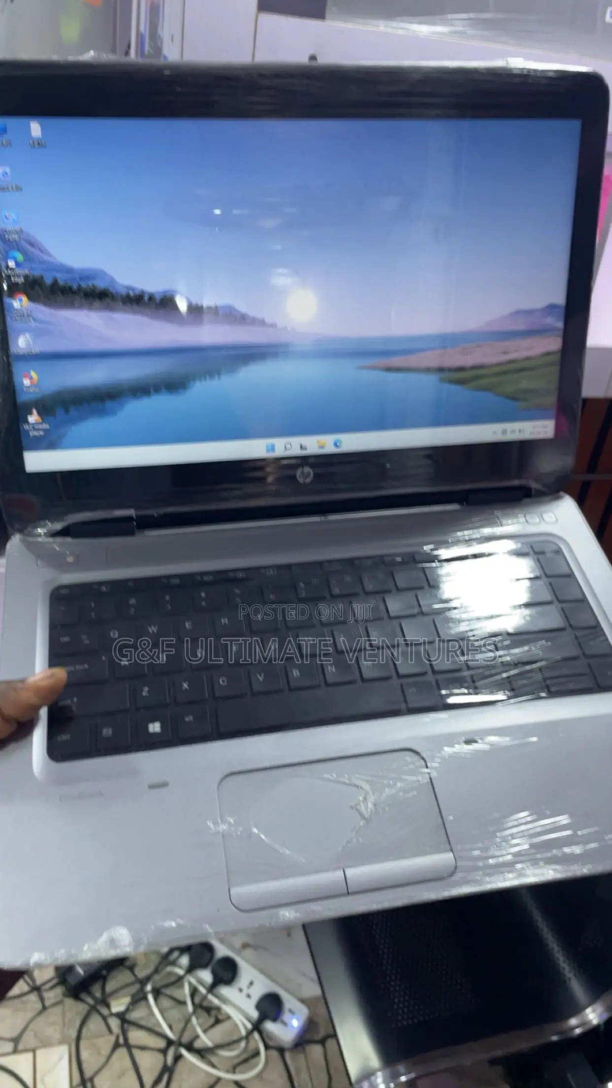 New Laptop HP ProBook 640 G2 8GB Intel Core i5 SSD 256GB