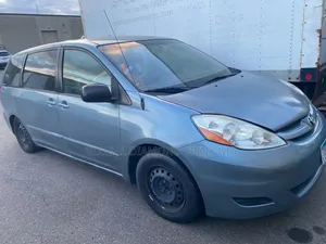 Toyota Sienna 2006 Blue