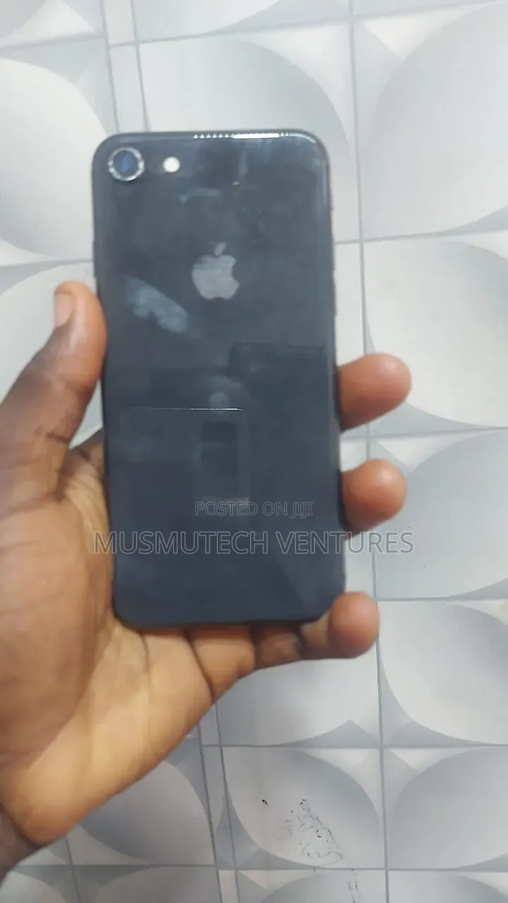 Apple iPhone 8 64 GB Black