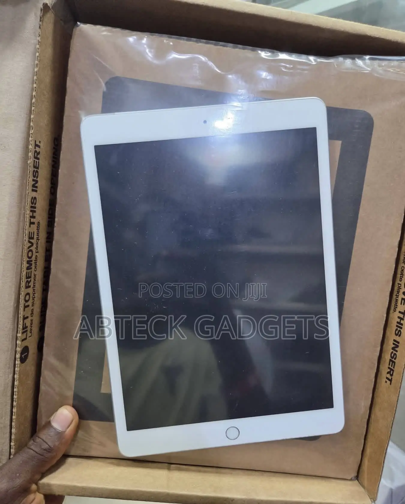 New Apple iPad 10.2 (2021) 32 GB White