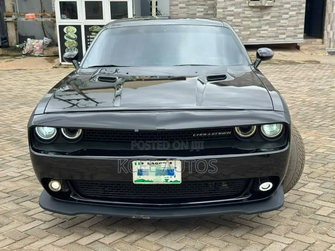 Dodge Challenger 2014 Black