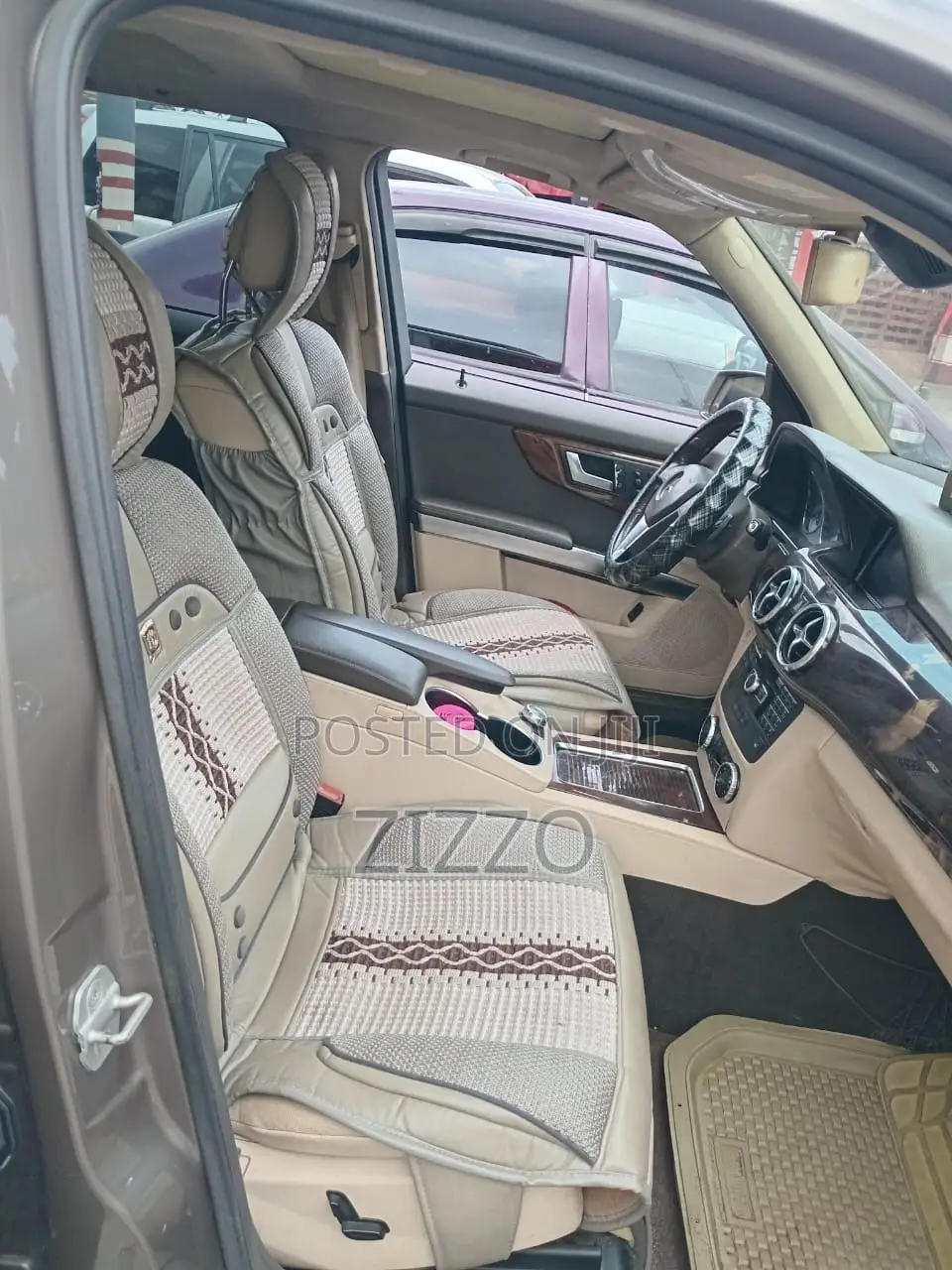 Mercedes-Benz GLK-Class 2012 Gold