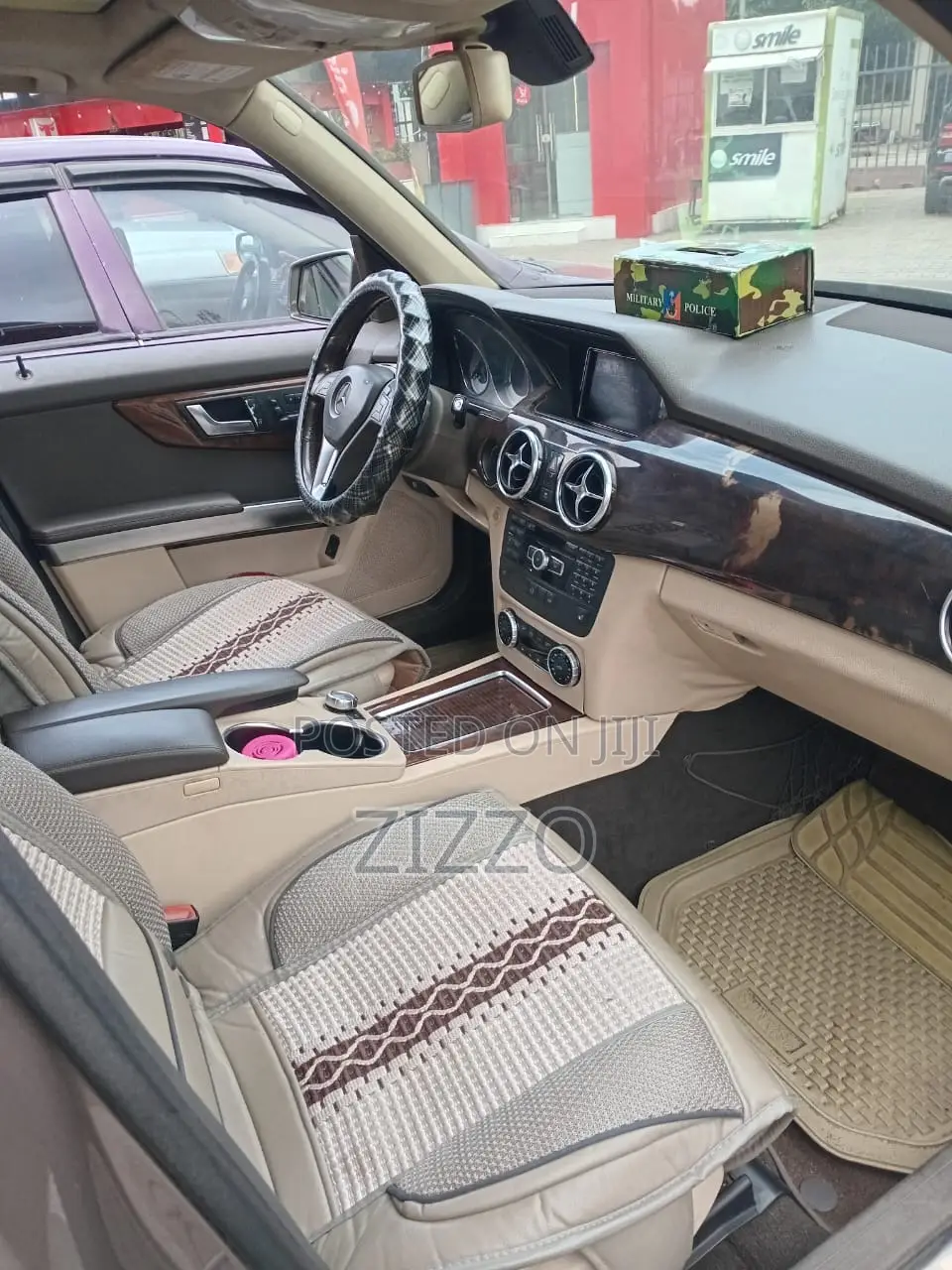 Mercedes-Benz GLK-Class 2012 Gold