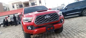 Toyota Tacoma 2021 Red