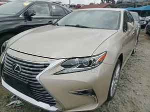 Lexus ES 2016 Gold