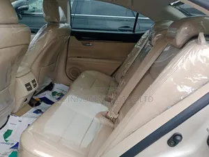 Lexus ES 2016 Gold
