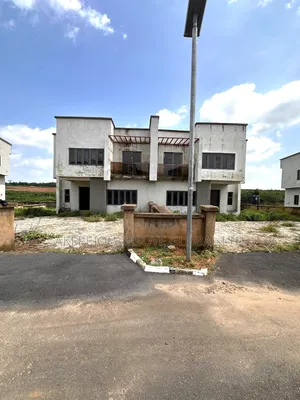 4bdrm Duplex in Gwarinpa Extension, Life Camp for sale