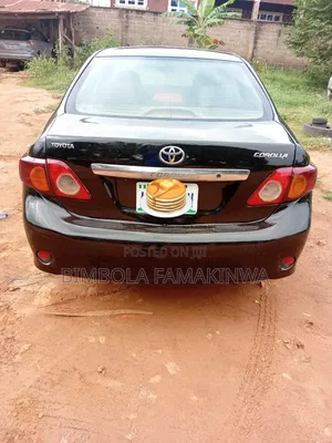 Toyota Corolla 2010 Black