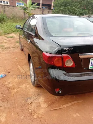 Toyota Corolla 2010 Black