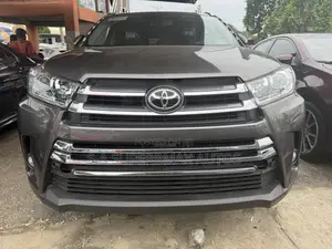 Toyota Highlander Limited V6 4x4 (3.5L 6cyl 6A) 2016 Gray