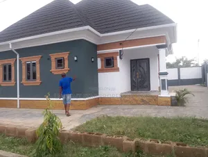 Furnished 5bdrm Bungalow in Ajisebiyawo Service, Osogbo for sale