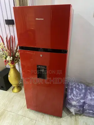 Hisense Refrigerator With 2 Doors and Water Dispenser