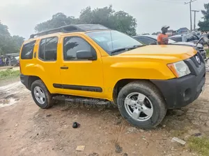 Nissan Xterra 2006 Yellow