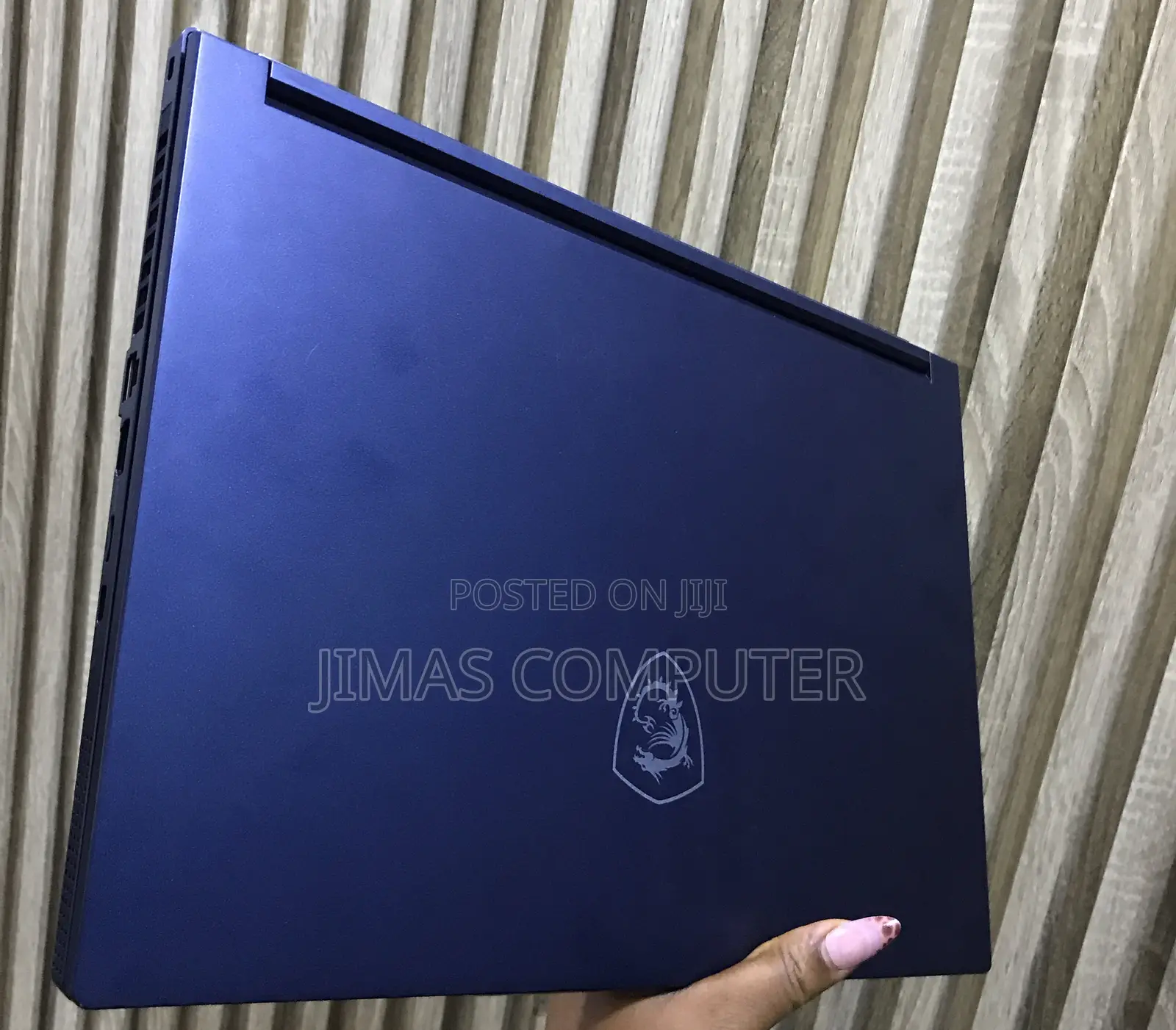 Laptop MSI Stealth 16 AI Studio 64GB Intel Core Ultra 9 SSD 2T