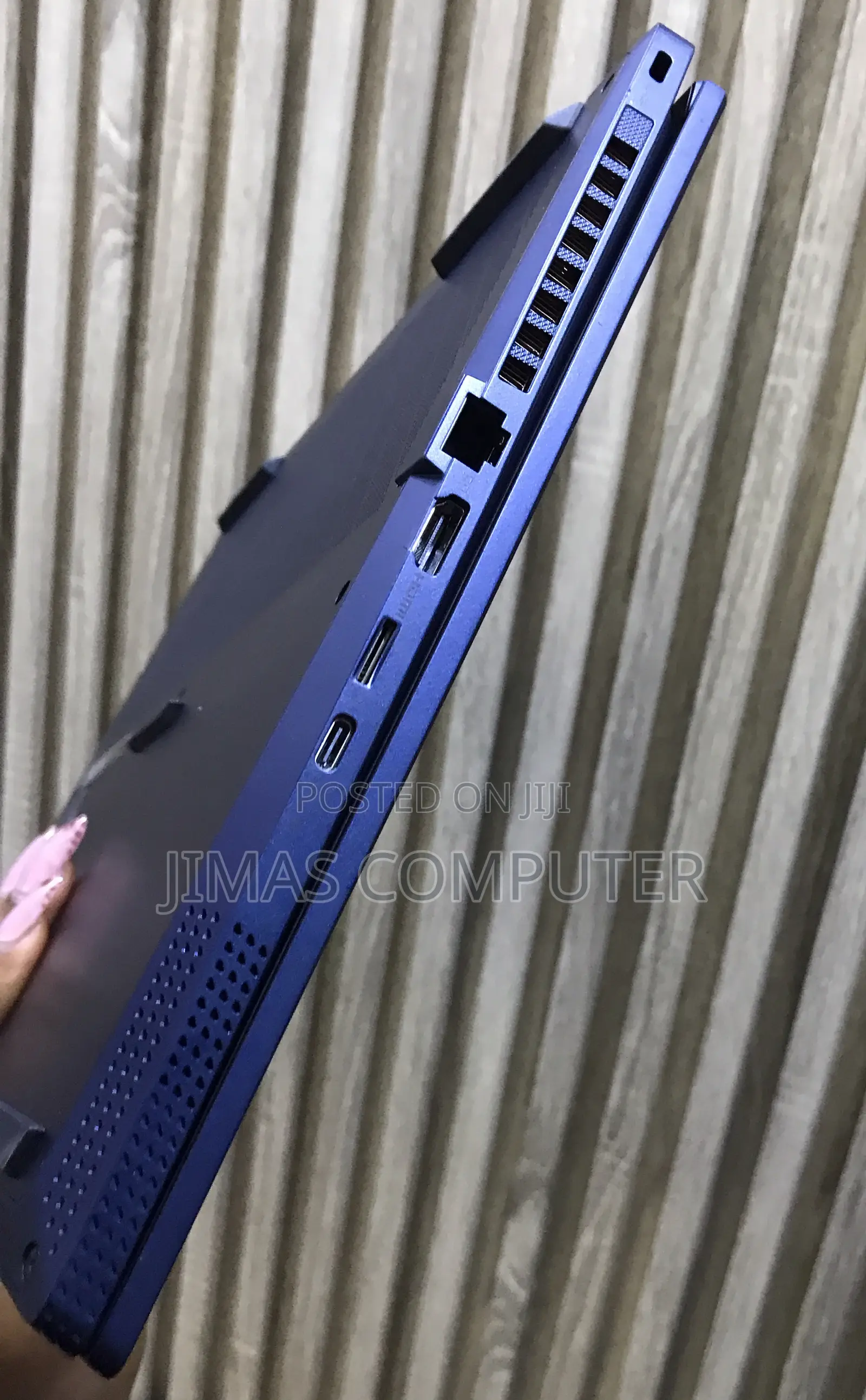 Laptop MSI Stealth 16 AI Studio 64GB Intel Core Ultra 9 SSD 2T