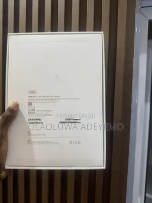 New Apple iPad Air 13 (2025) 128 GB Silver