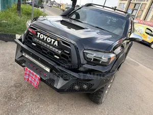 Toyota Tacoma 2014 Black