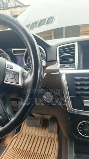 Mercedes-Benz M Class 2015 Black