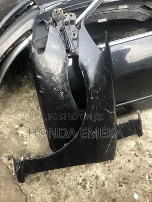 Fender Honda Civic 2000 Model