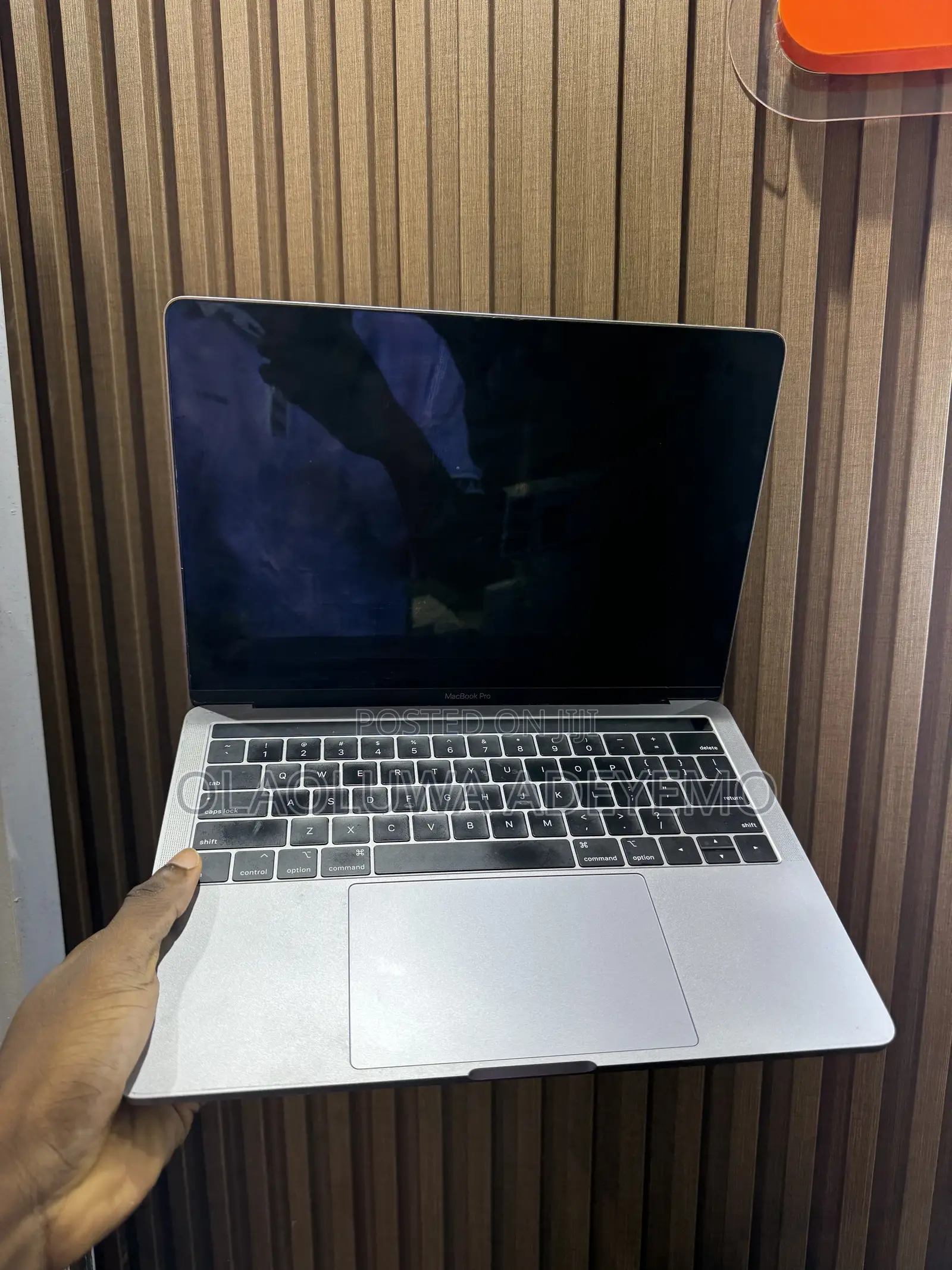 Laptop Apple MacBook Pro 2018 8GB Intel Core i5 SSD 512GB
