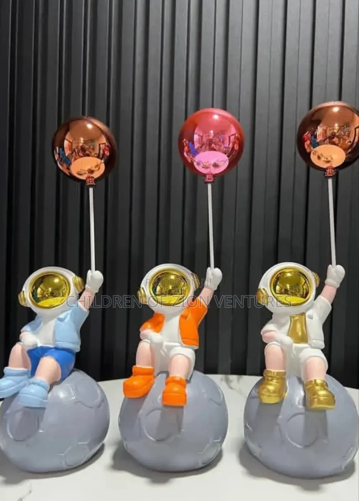 Astronaut Deco