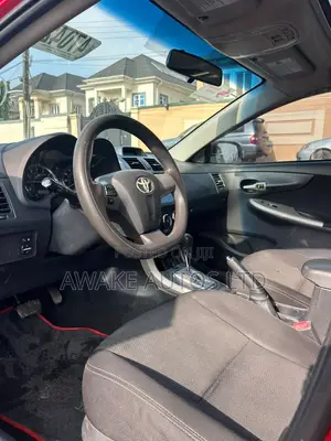 Toyota Corolla S Special Edition 4dr Sedan (1.8L 4cyl 4A) 2013 Red