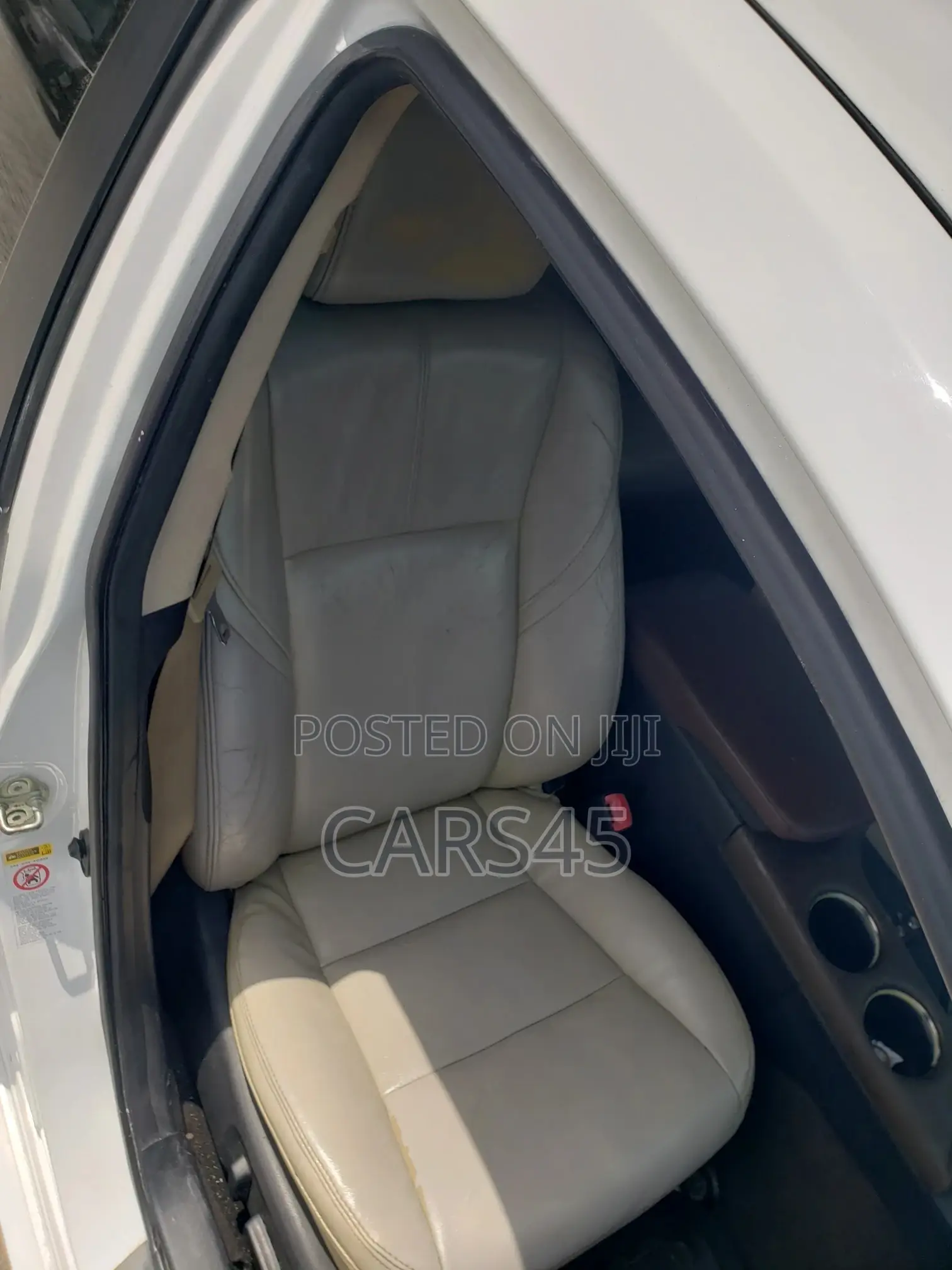 Toyota Avalon 2014 White