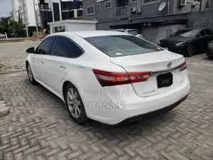 Toyota Avalon 2014 White