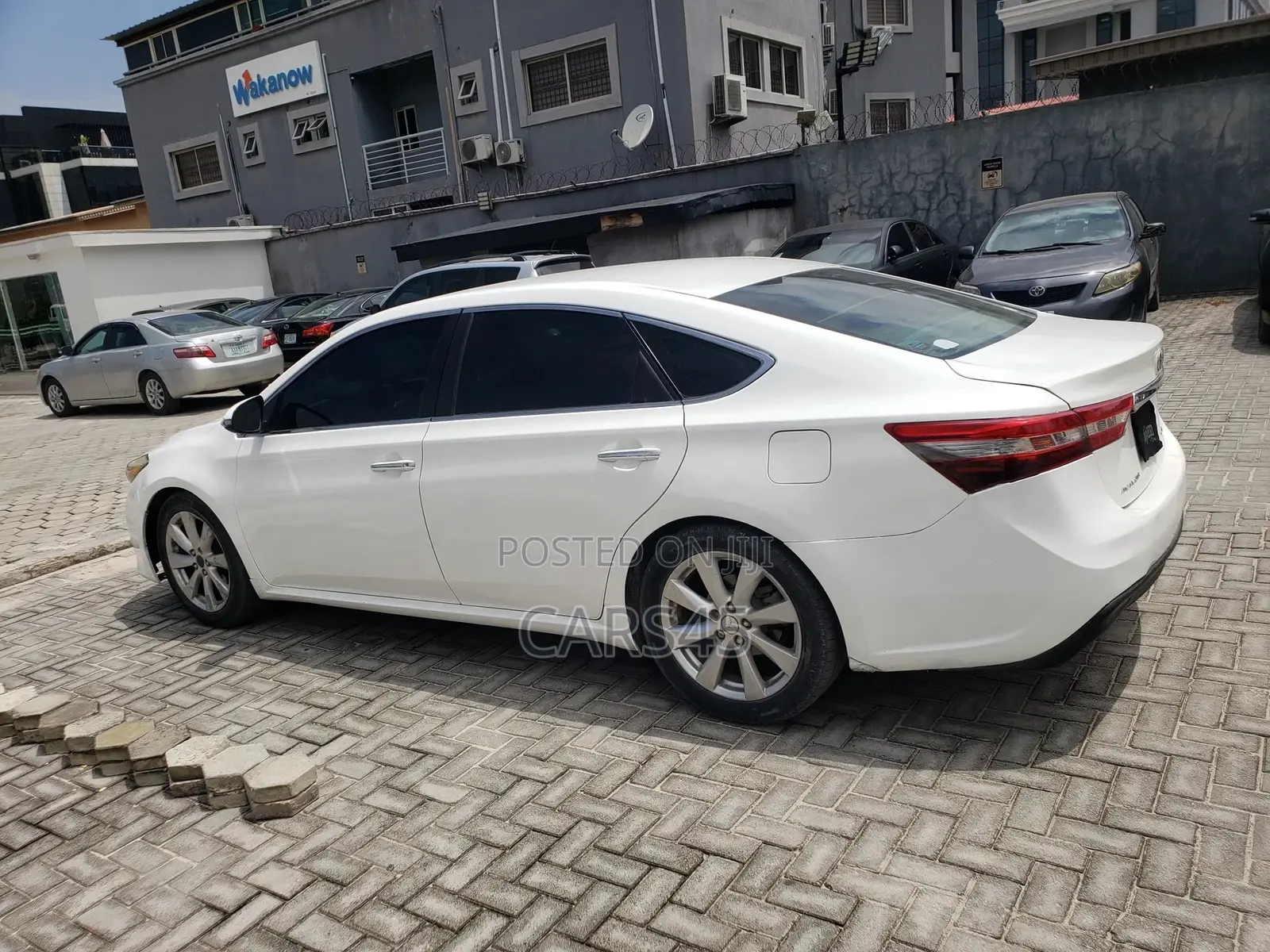 Toyota Avalon 2014 White