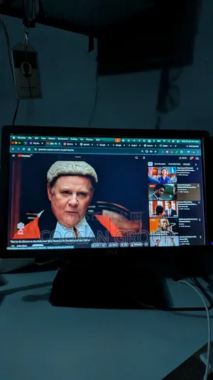 19' Dell E1912h Led-Backlit LCD Monitor
