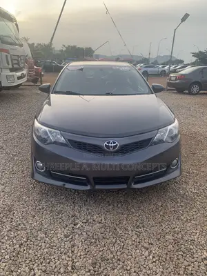 Toyota Camry 2013 Silver