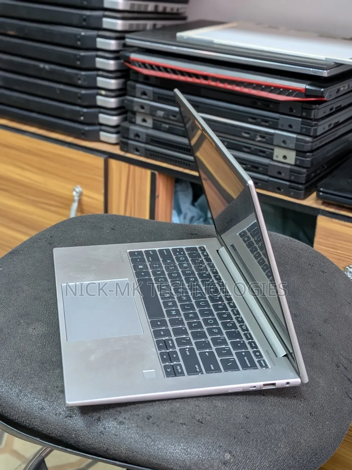 Laptop HP EliteBook 845 G10 8GB AMD Ryzen SSD 256GB