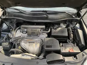 Toyota Camry SE 4dr Sedan (2.5L 4cyl 6A) 2015 Green
