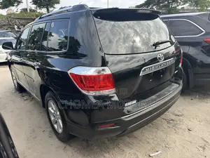 Toyota Highlander 2013 Black