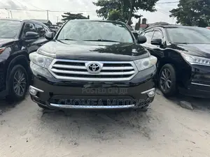 Toyota Highlander 2013 Black