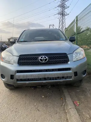Toyota RAV4 2.2 D-4D 2008 Green