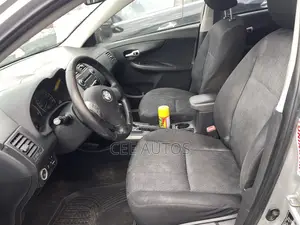 Toyota Corolla S 4dr Sedan (1.8L 4cyl 4A) 2010 Silver