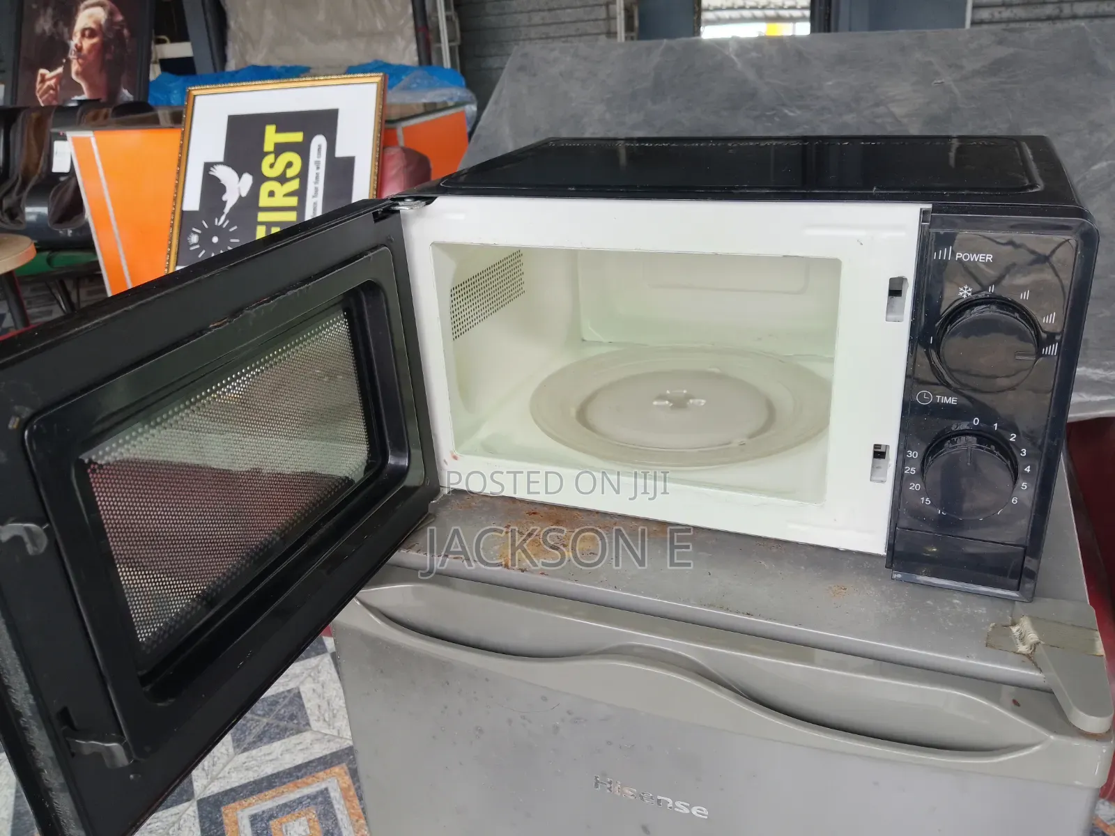 Hisense Microwave