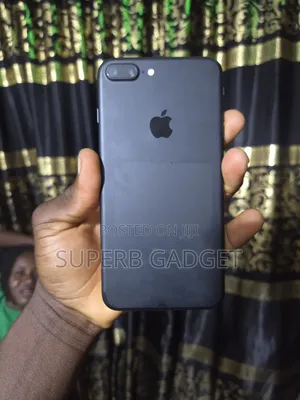 Apple iPhone 7 Plus 32 GB Black