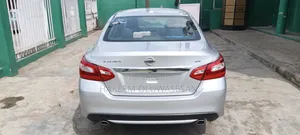 Nissan Altima 2017 Silver