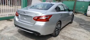 Nissan Altima 2017 Silver