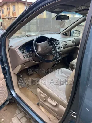 Toyota Sienna 2000 Teal