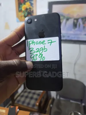 Apple iPhone 7 32 GB Black